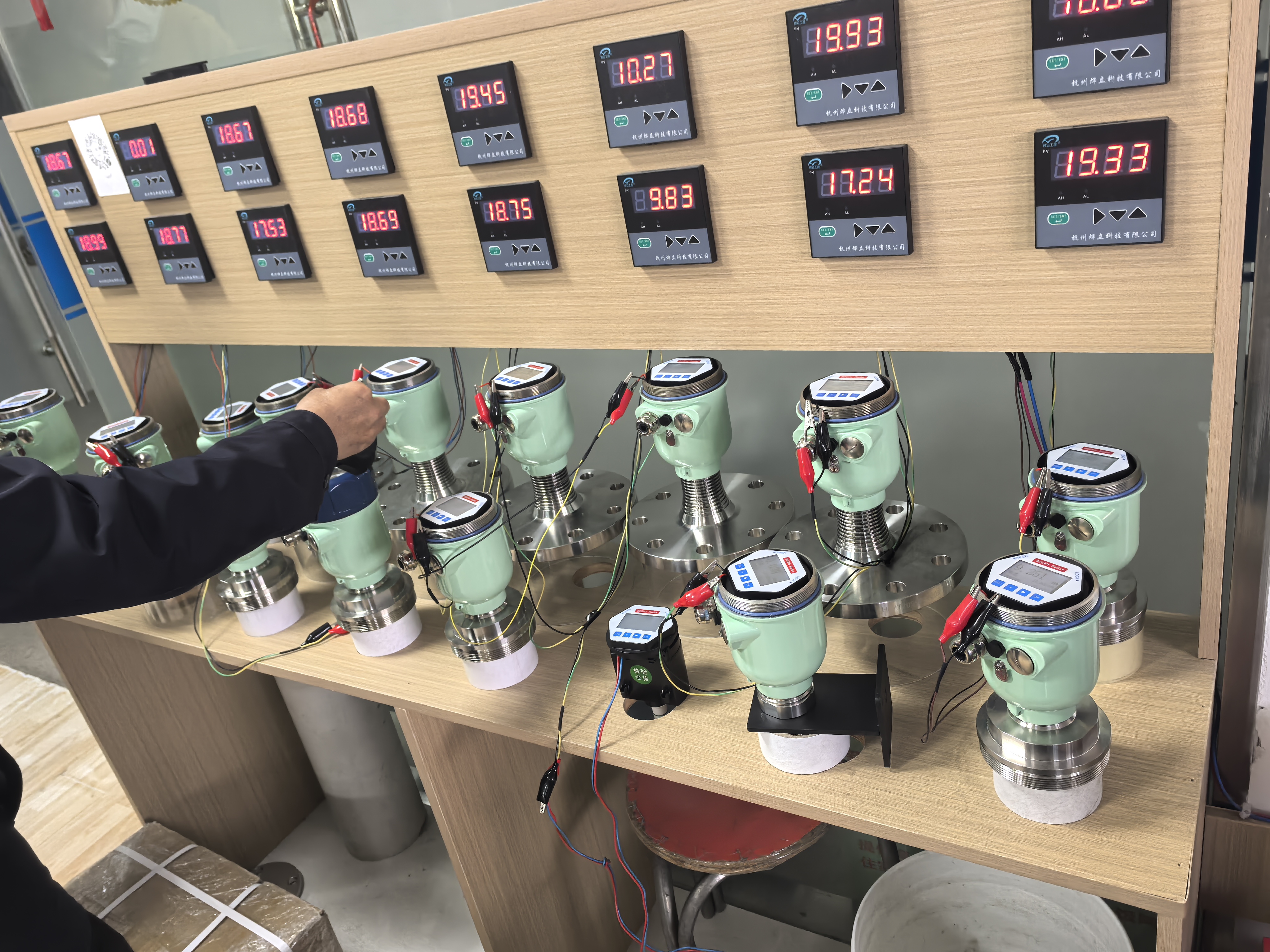 雷達液位計安裝調試